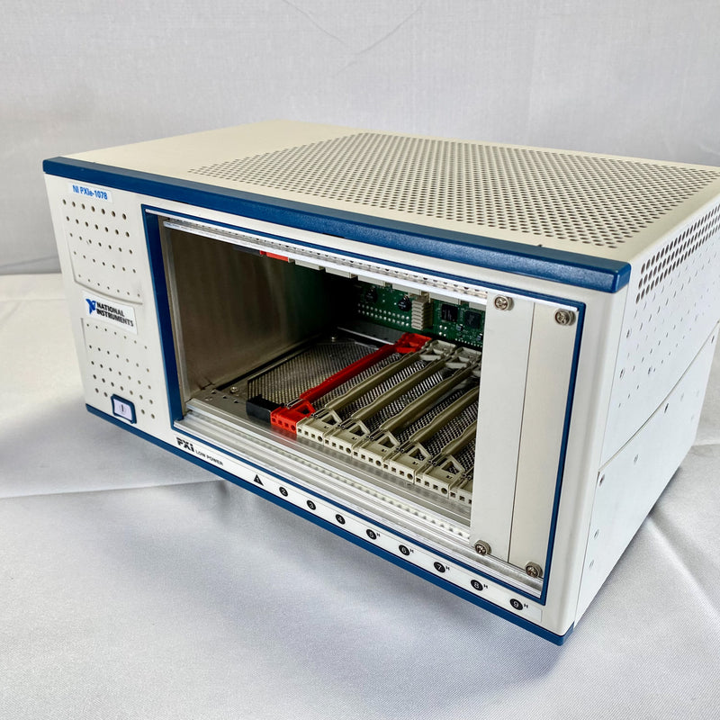 National Instruments NI PXIe-1078 Express Chassis