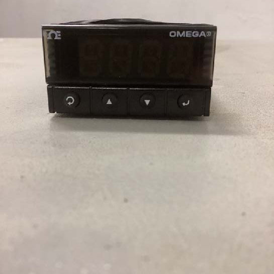 Omega CNi 3253 Temperature Controller