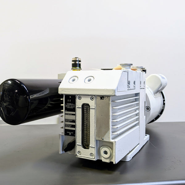 Leybold D 8 B Vacuum Pump