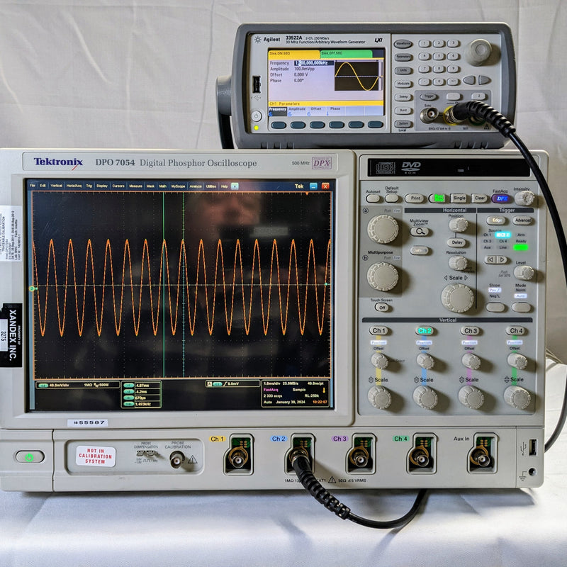 Tektronix DPO 7054 Digital Phosphor Oscilloscope