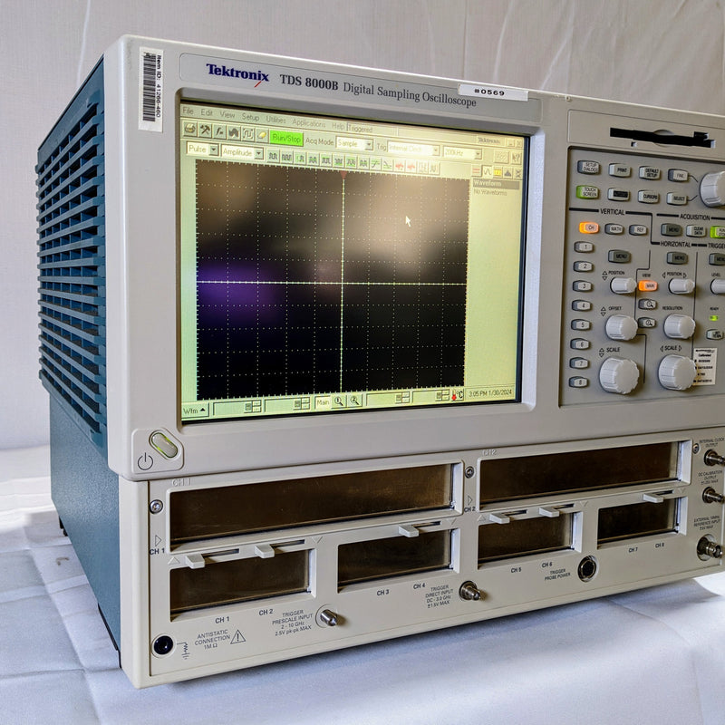 Tektronix TDS 8000 B Digital Sampling Oscilloscope