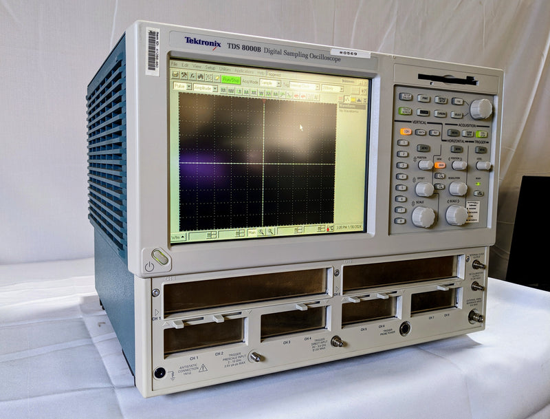 Tektronix TDS 8000 B Digital Sampling Oscilloscope