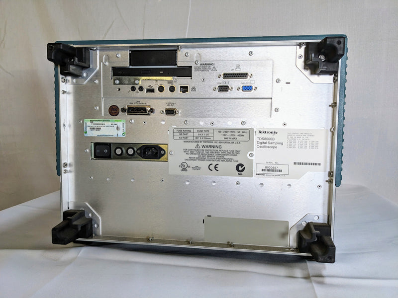 Tektronix TDS 8000 B Digital Sampling Oscilloscope