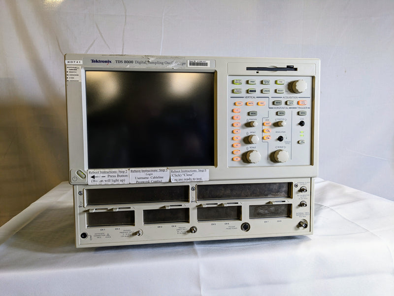 Tektronix TDS 8000 Digital Sampling Oscilloscope