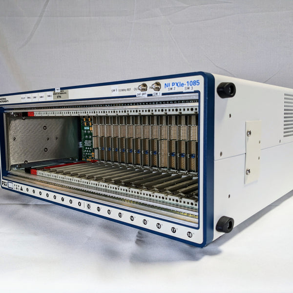 National Instruments NI PXIe 1085 Chassis Mainframe