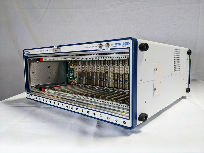 National Instruments NI PXIe 1085 Chassis Mainframe