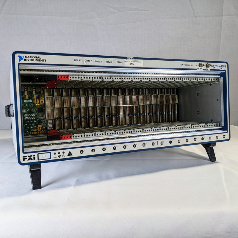 National Instruments NI PXIe 1085 Chassis Mainframe