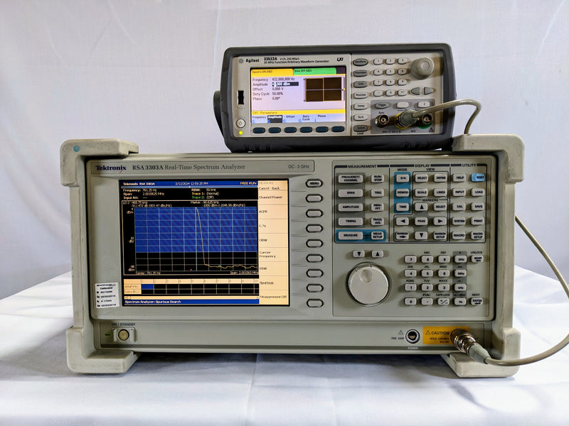 Tektronix RSA 3303 A Real Time Spectrum Analyzer