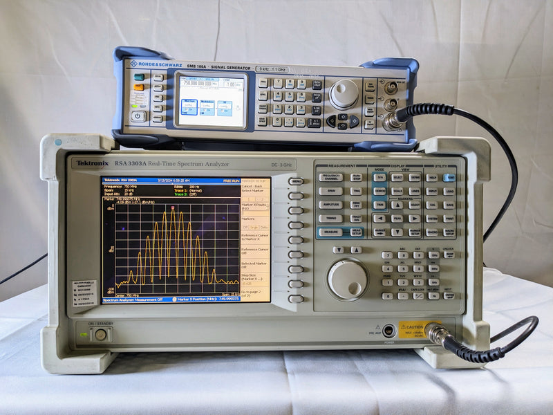 Tektronix RSA 3303 A Real Time Spectrum Analyzer