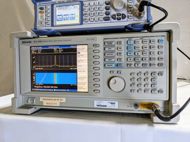 Tektronix RSA 3303 A Real Time Spectrum Analyzer