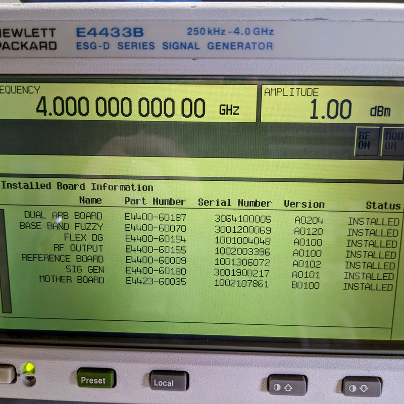 Agilent E 4433 B ESG D Series Signal Generator