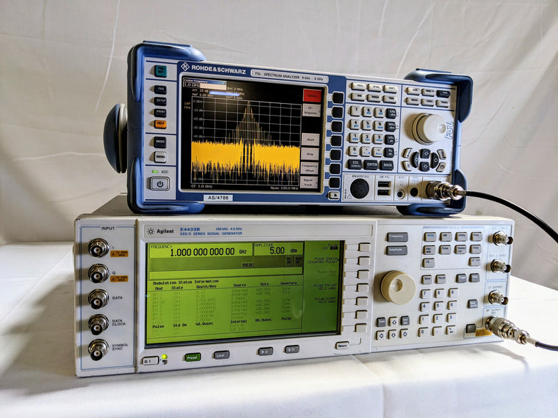 Agilent E 4433 B ESG-D Series Signal Generator