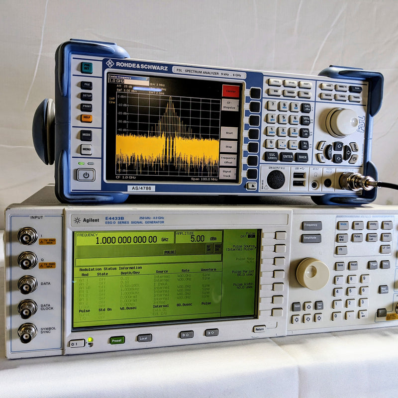 Agilent E 4433 B ESG-D Series Signal Generator