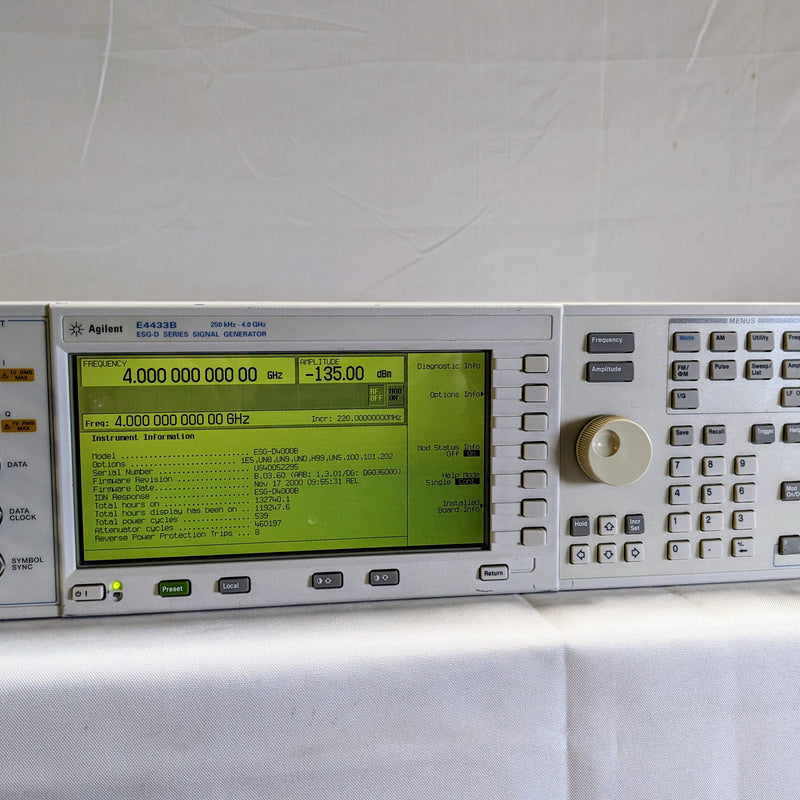 Agilent E 4433 B ESG-D Series Signal Generator