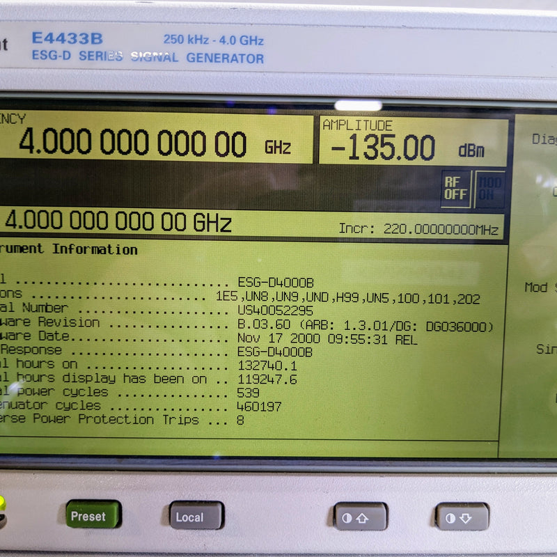 Agilent E 4433 B ESG-D Series Signal Generator