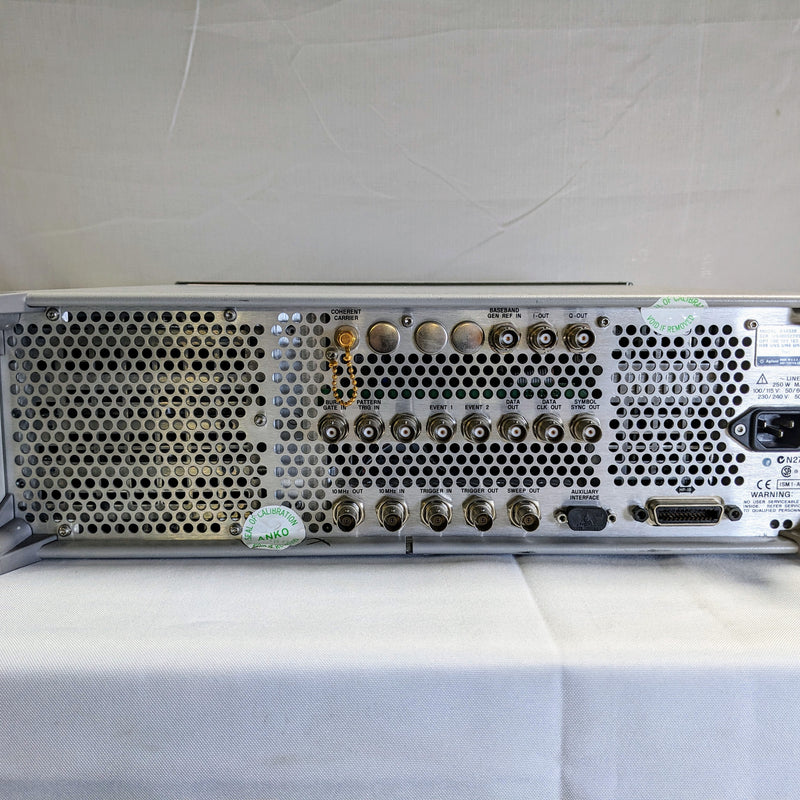 Agilent E 4433 B ESG-D Series Signal Generator