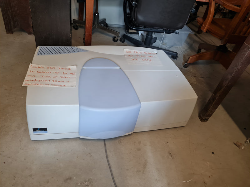 Perkin Elmer Lambda 850 UV / Vis Spectrometer