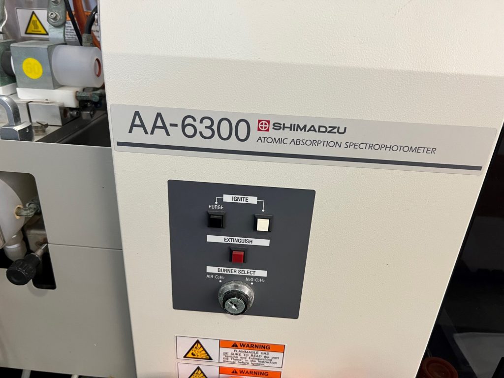 Shimadzu Aa Atomic Absorption Spectrophotometer Bridge