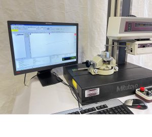 Mitutoyo  CV 4100 H 8  Contour Measuring Machine  67276 For Sale