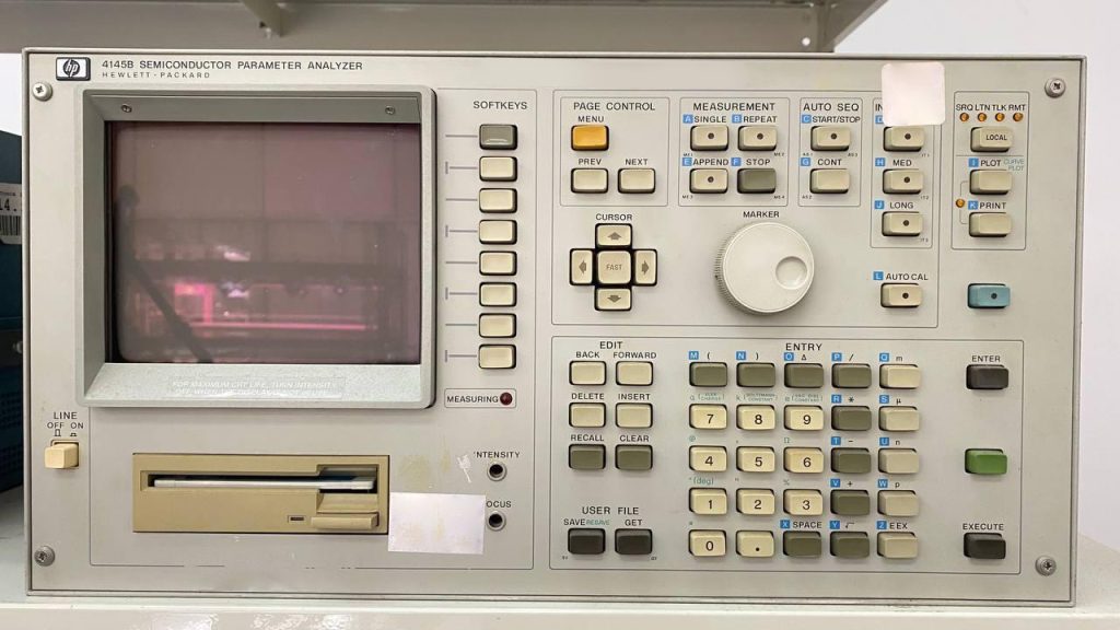 Agilent -4145 B -Semiconductor Parameter Analyzer -70668 | Bridge ...