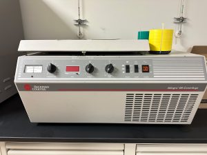 Beckman Coulter  Allegra 6  Benchtop Centrifuge  71083 For Sale