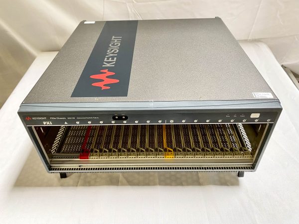 Agilent / Keysight  M 9018 B  PXIe Chassis  69135 Refurbished