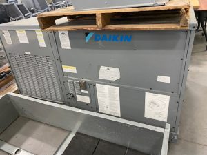 Daikin  AC Roof Top Unit  71870 For Sale