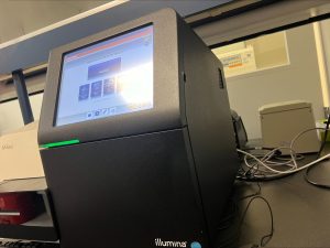 Ilumina  MiSeq SY 410 1001  DNA Sequencer  74247 For Sale