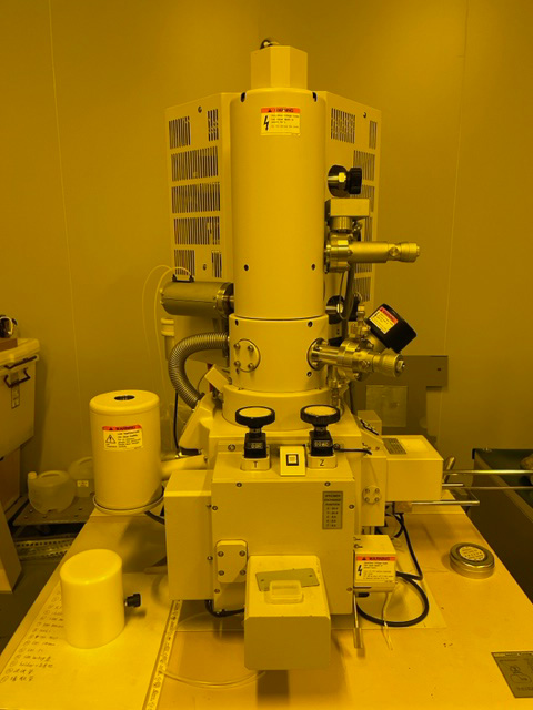 Hitachi  S 4800  Field Emission Scanning Electron Microscope (FE SEM)  74622 For Sale