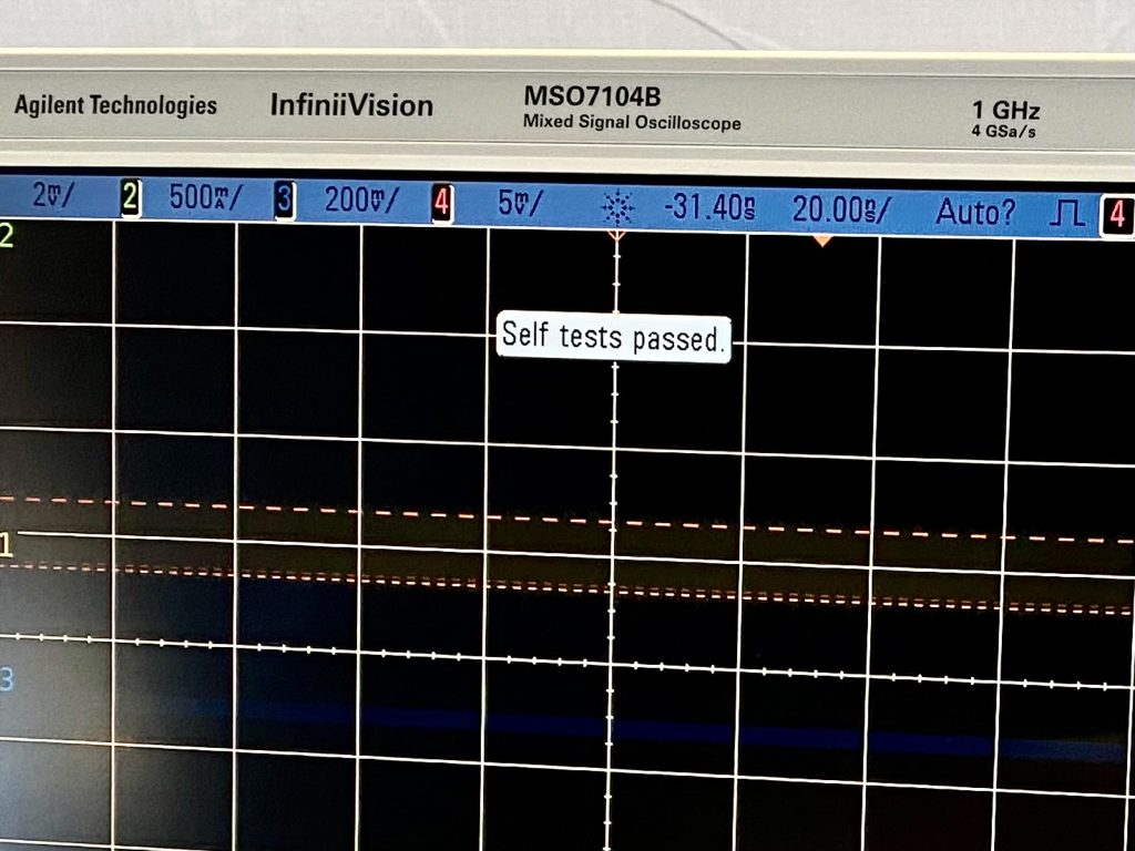 Agilent  MSO 7104 B  Mixed Signal Oscilloscope  68692 For Sale