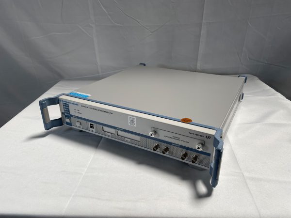 Rohde & Schwarz  AFQ 100 A  I/Q Modulation Generator  68886 For Sale Online