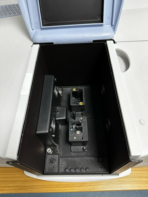 Purchase Perkin Elmer  Lambda 1050  UV/VIS/NIR Spectrophotometer  76974